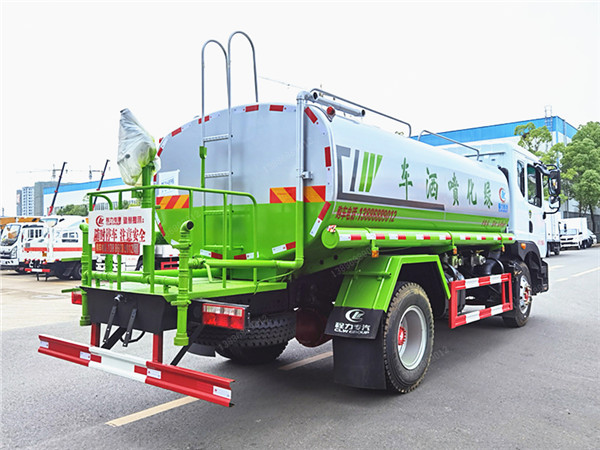 12噸東風(fēng)多利卡D9灑水車