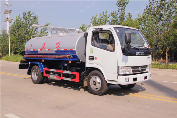 東風(fēng)5方吸糞車