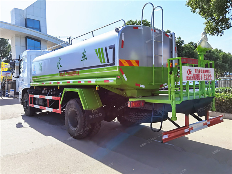 東風新款D3L灑水車